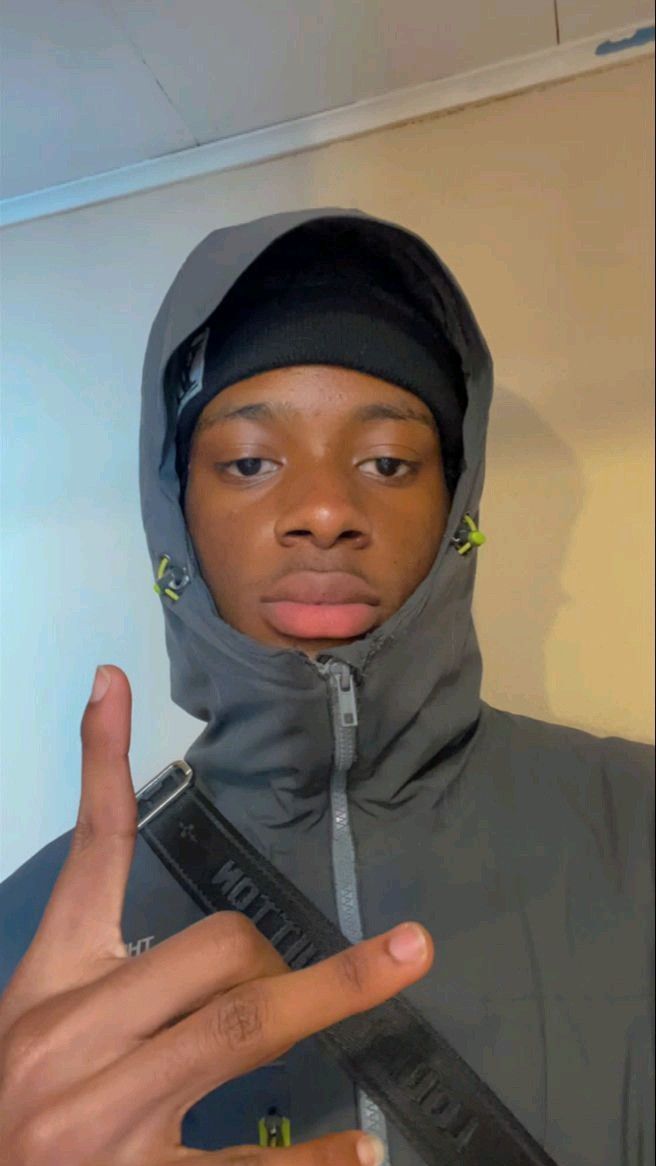 <em>Nathan S</em>
